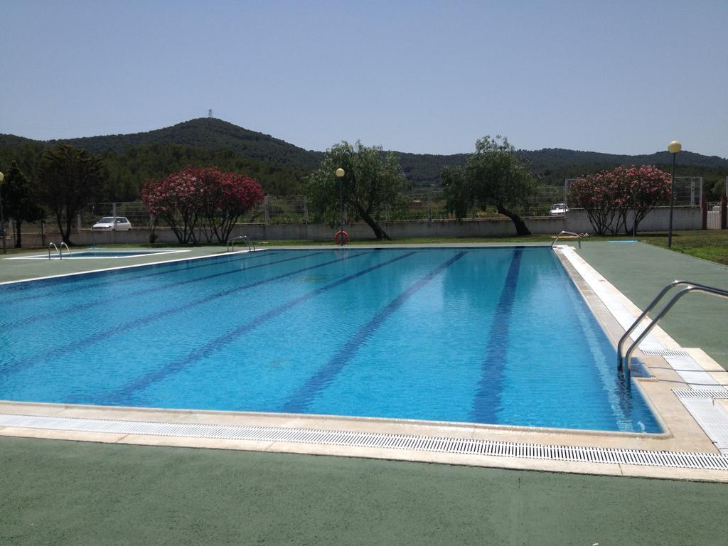 Cal Ganso Encantat Albinyana Exterior photo