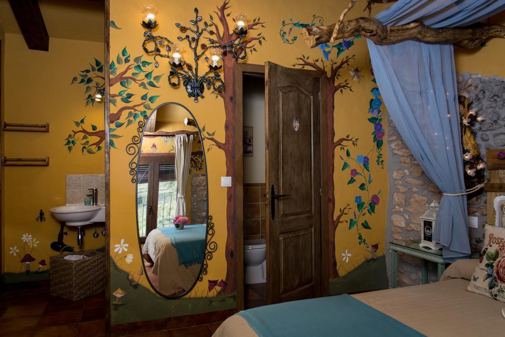 Cal Ganso Encantat Albinyana Room photo